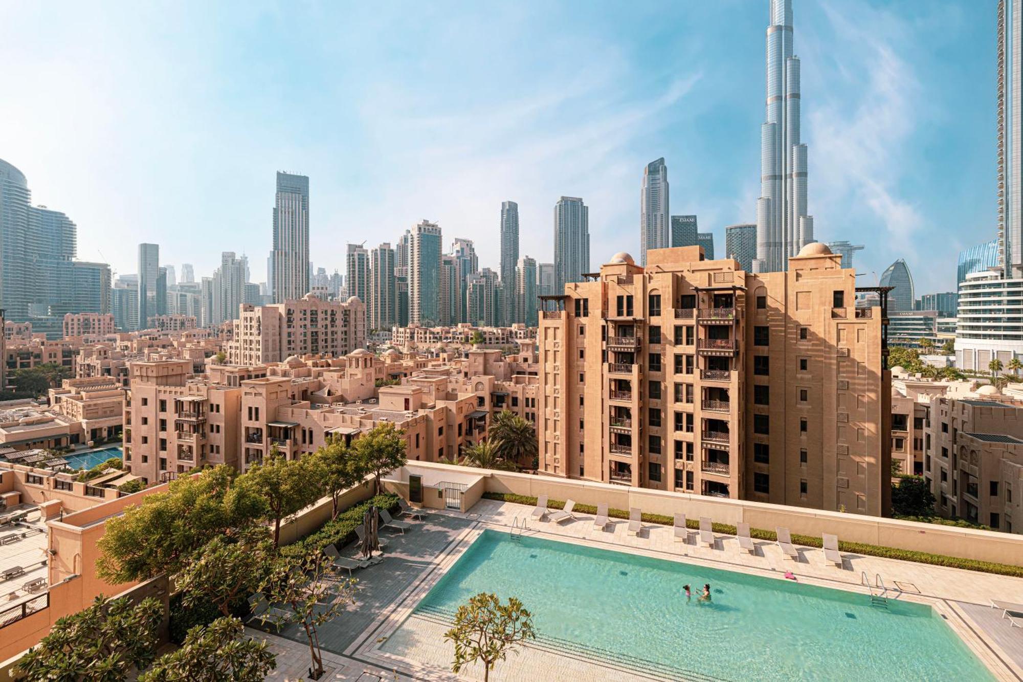 Full Burj Khalifa View! Brand New 2 Bedrooms! 5min Walk From Mall! Dubai