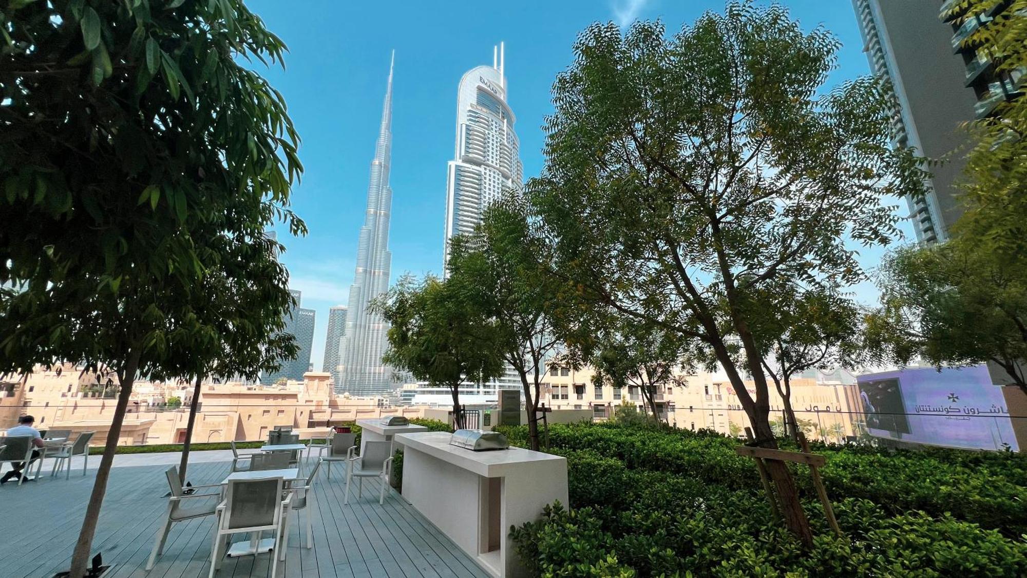 Apartment Full Burj Khalifa View! Brand New 2 Bedrooms! 5min Walk From Mall!