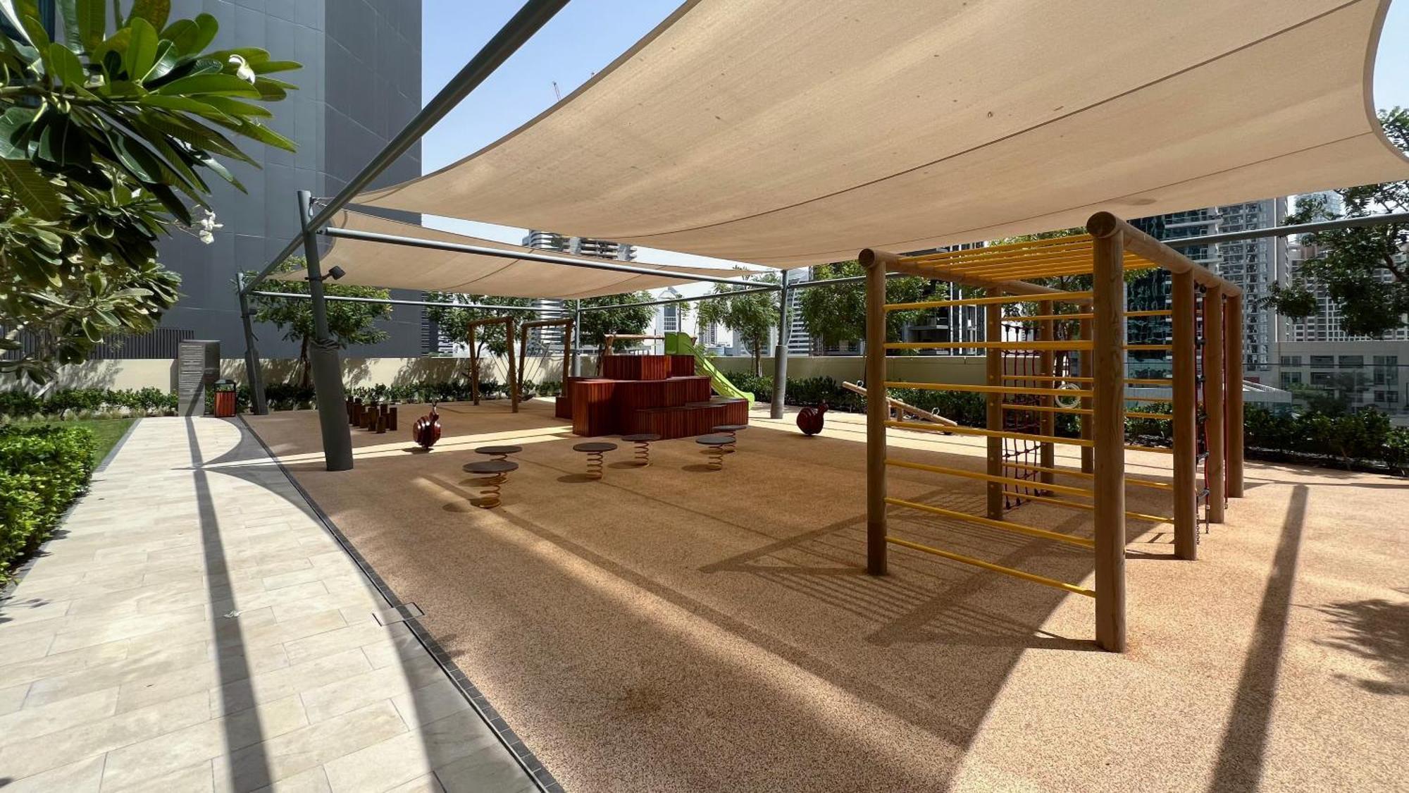 Full Burj Khalifa View! Brand New 2 Bedrooms! 5min Walk From Mall! Apartment *