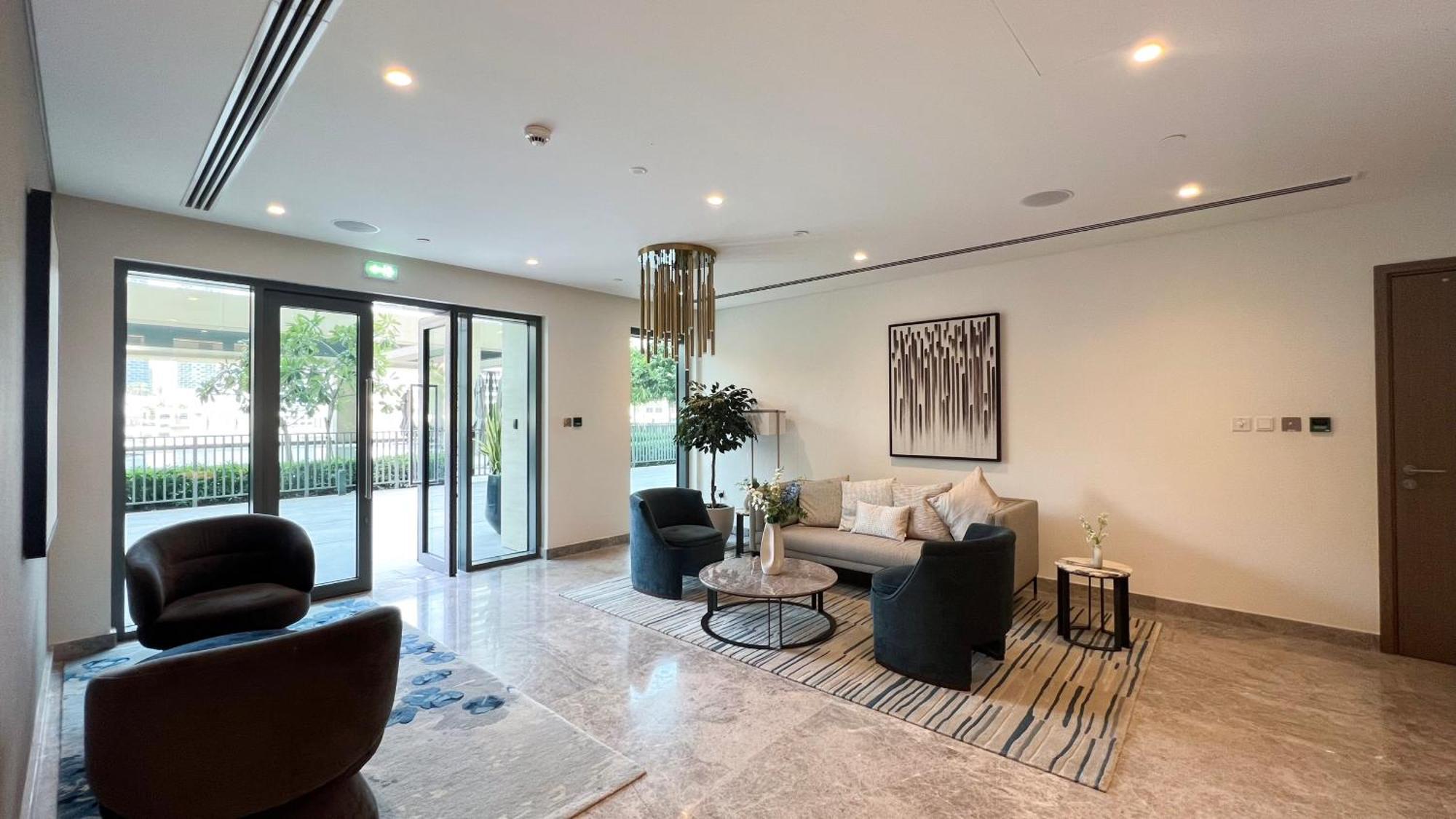 Full Burj Khalifa View! Brand New 2 Bedrooms! 5min Walk From Mall! Apartment Dubai
