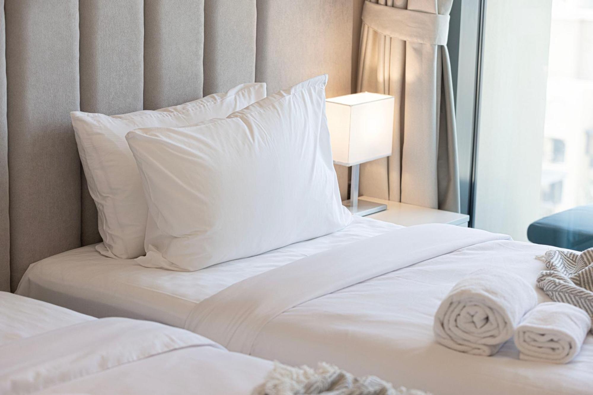 Full Burj Khalifa View! Brand New 2 Bedrooms! 5min Walk From Mall! Apartment Dubai