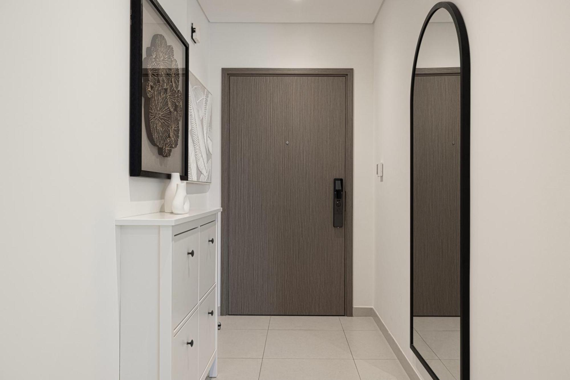 Full Burj Khalifa View! Brand New 2 Bedrooms! 5min Walk From Mall! *