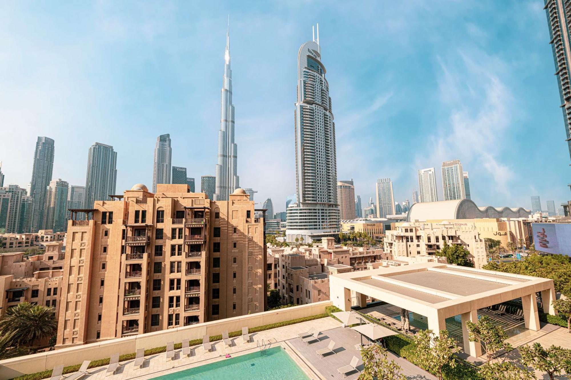 Apartment Full Burj Khalifa View! Brand New 2 Bedrooms! 5min Walk From Mall!