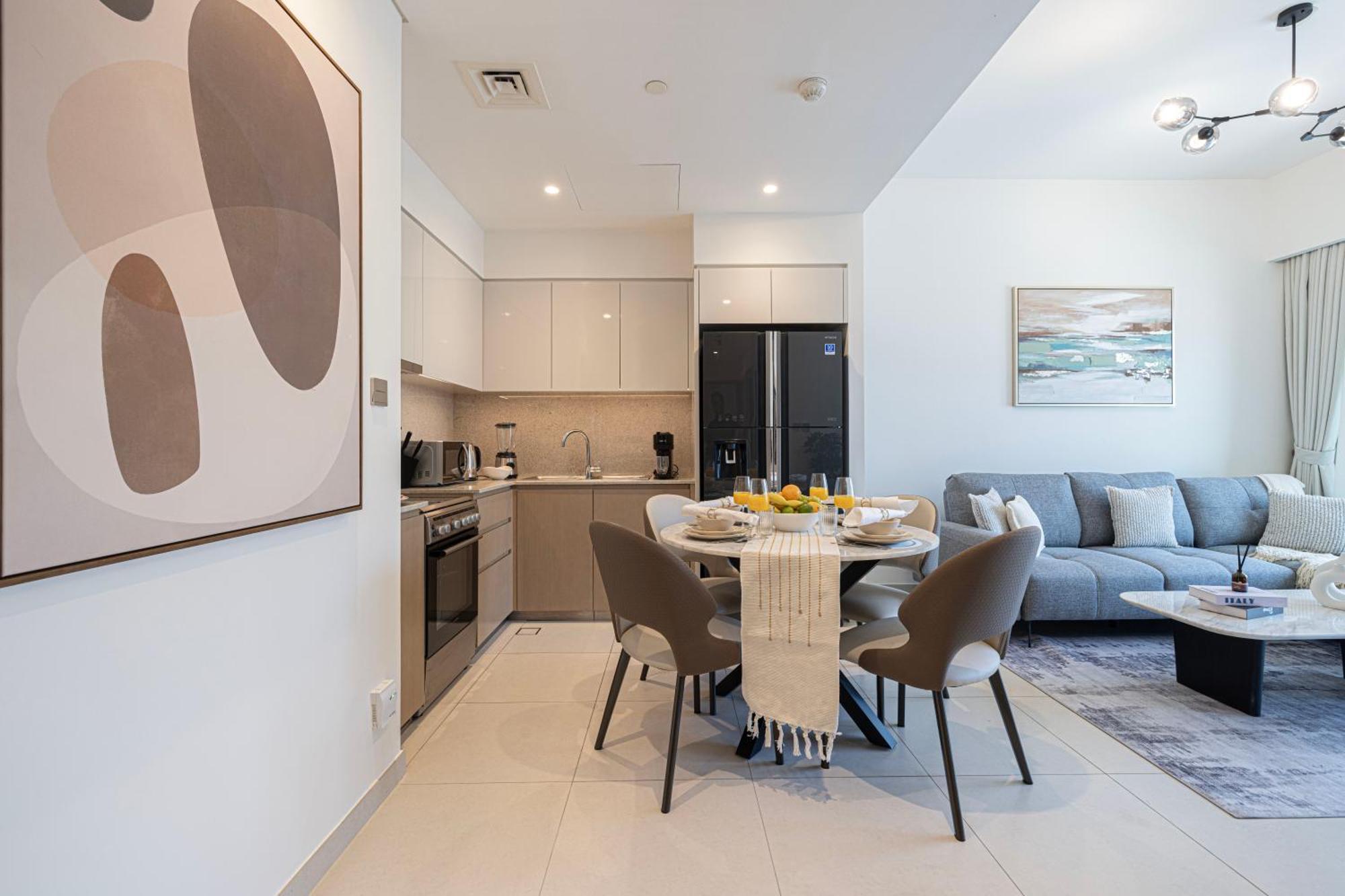 Apartment Full Burj Khalifa View! Brand New 2 Bedrooms! 5min Walk From Mall! *