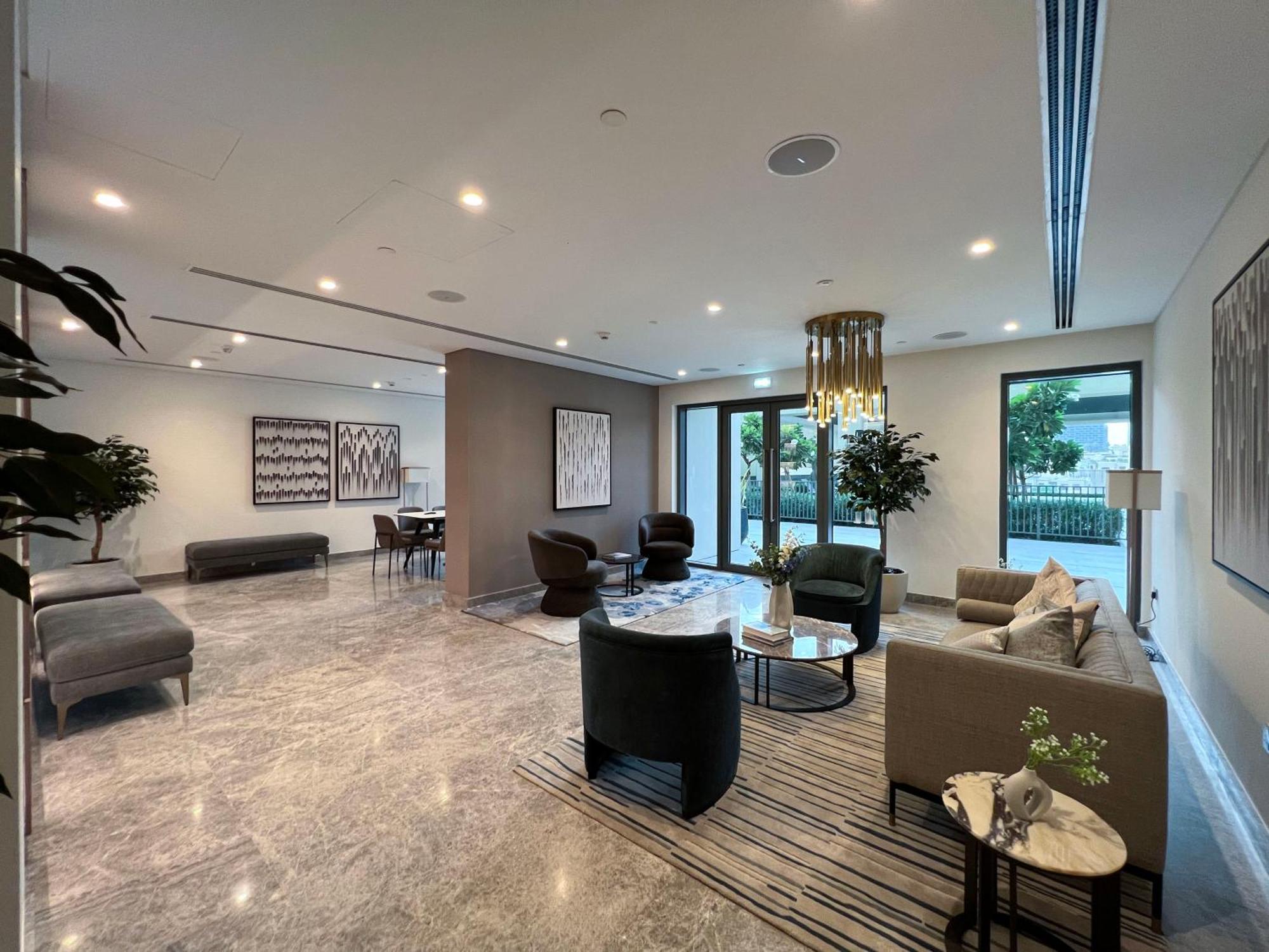 Apartment Full Burj Khalifa View! Brand New 2 Bedrooms! 5min Walk From Mall!