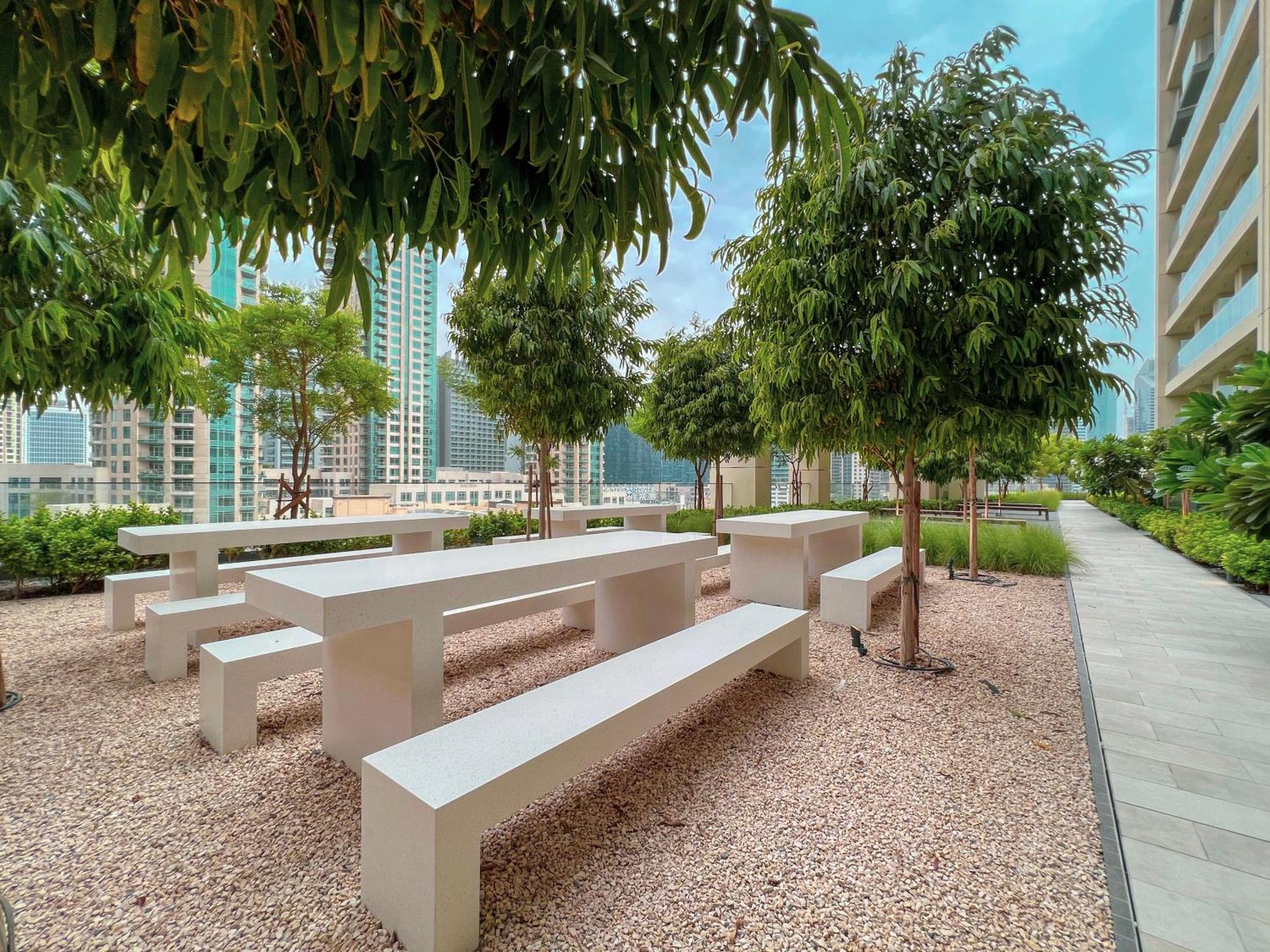 Full Burj Khalifa View! Brand New 2 Bedrooms! 5min Walk From Mall! Apartment *