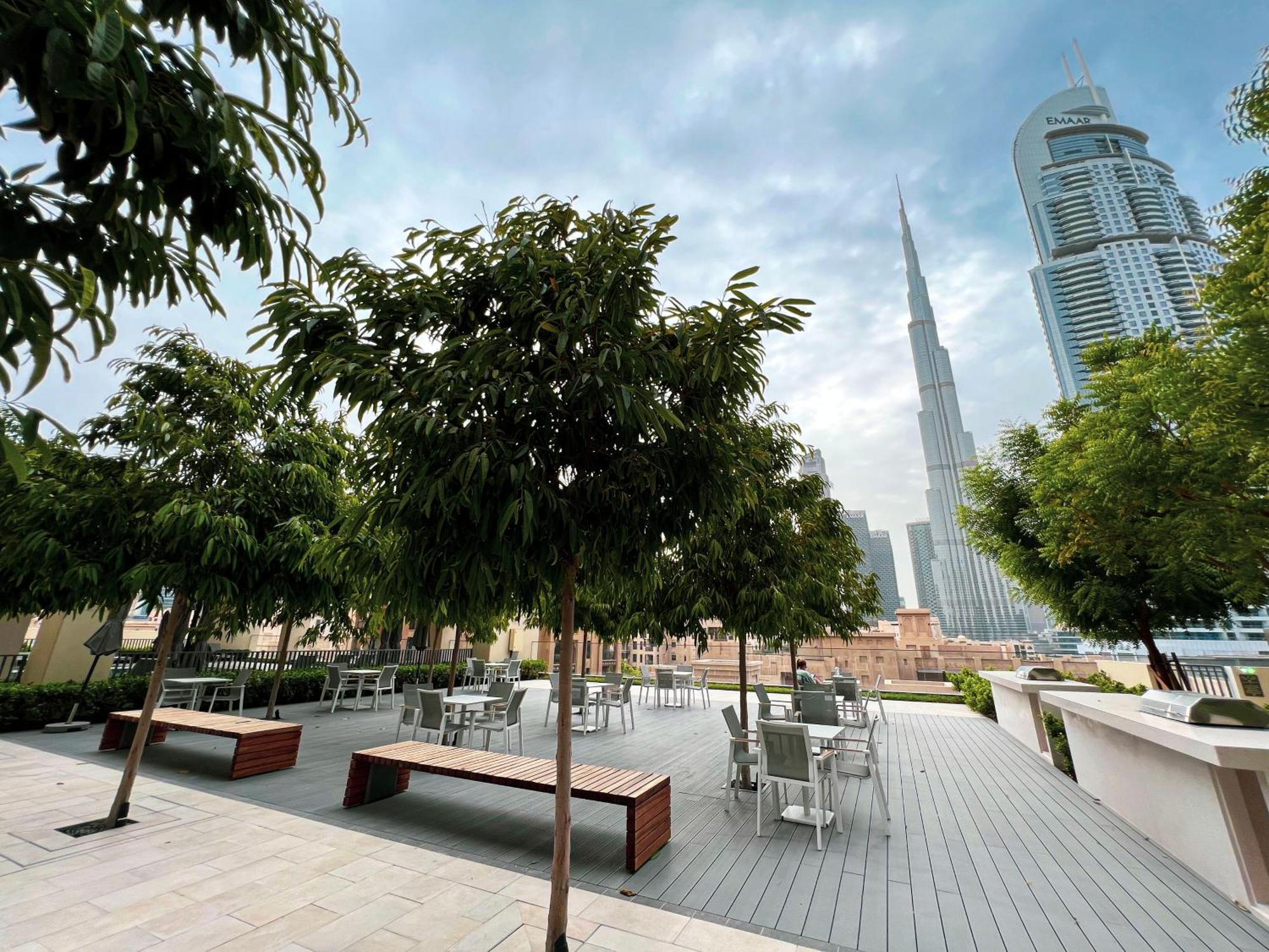 Full Burj Khalifa View! Brand New 2 Bedrooms! 5min Walk From Mall! Apartment