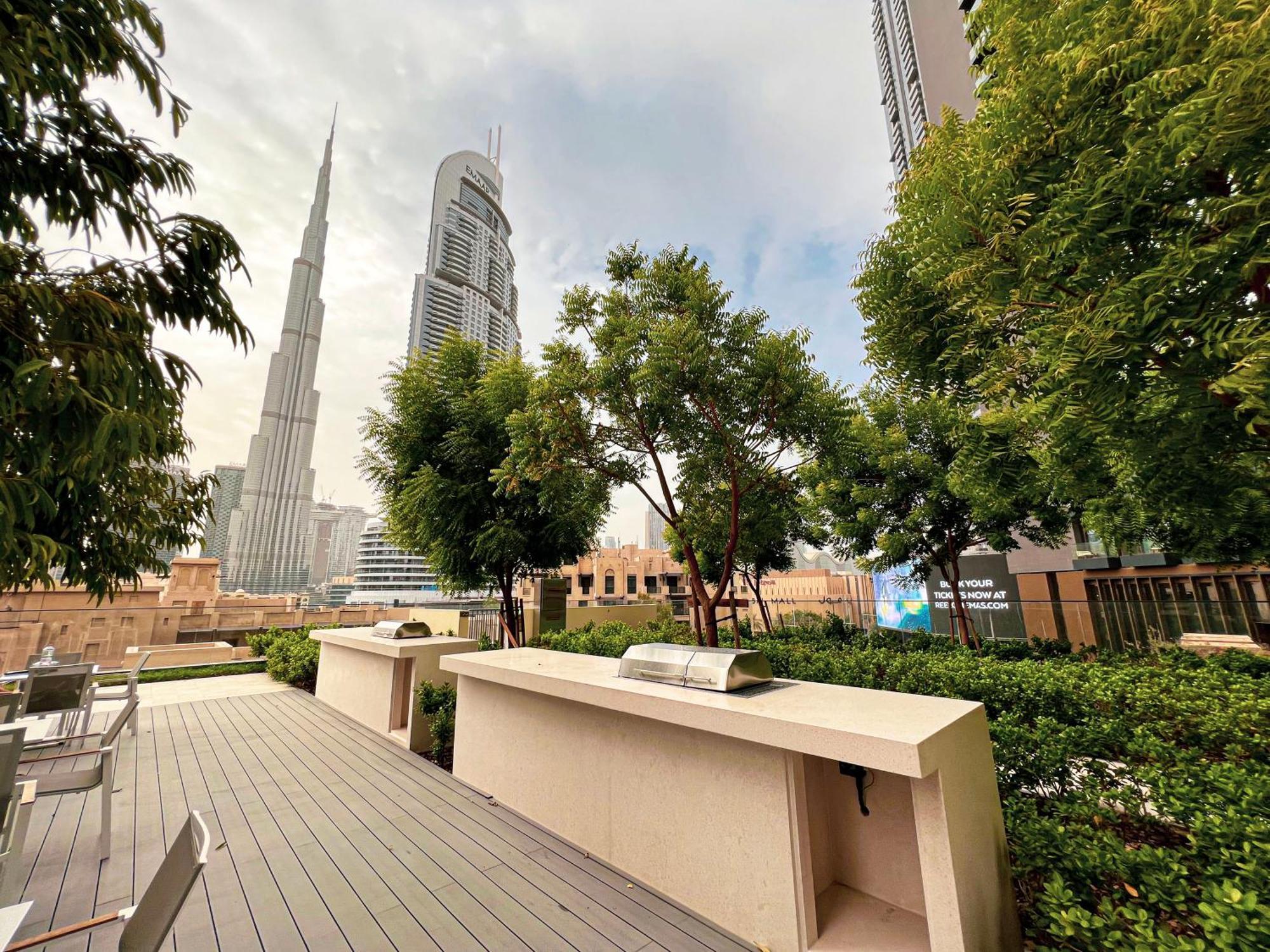 Apartment Full Burj Khalifa View! Brand New 2 Bedrooms! 5min Walk From Mall!